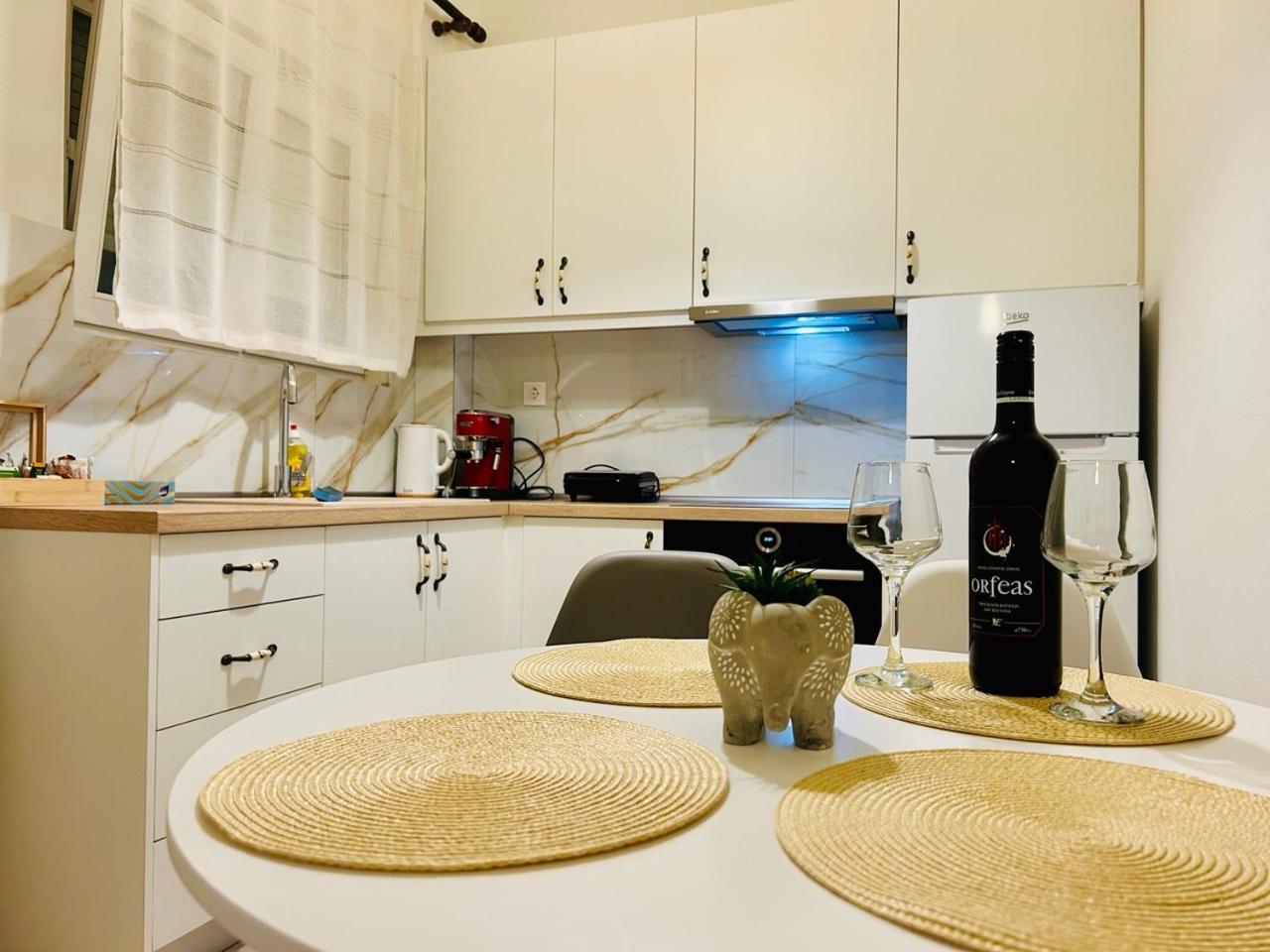 Host Spot Apartment อเล็กซานโดรโพลิส ภายนอก รูปภาพ